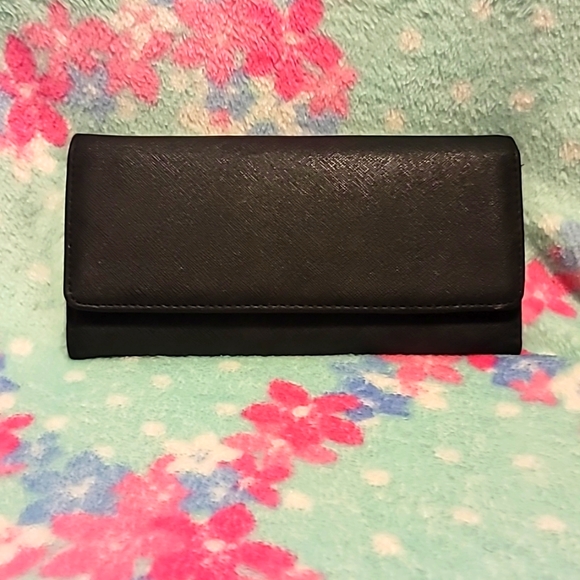 Unknown Handbags - Black Clutch / Wallet